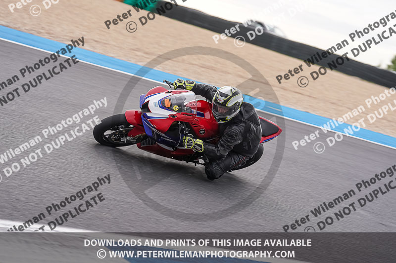 estoril;event digital images;motorbikes;no limits;peter wileman photography;portugal;trackday;trackday digital images